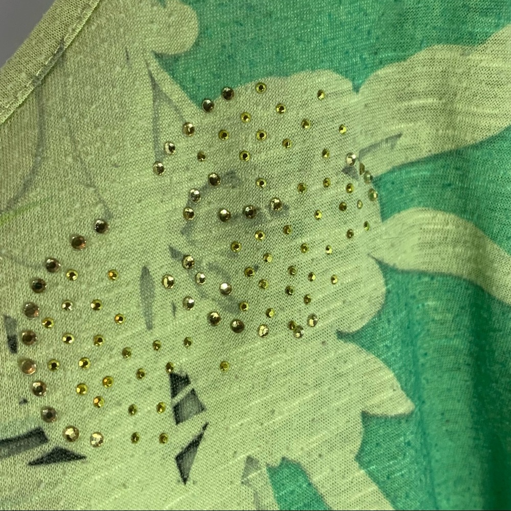 Live And Let Live Womens Size 1X Green Floral Butterfly Blouse Sequins Lace - Picture 3 of 8